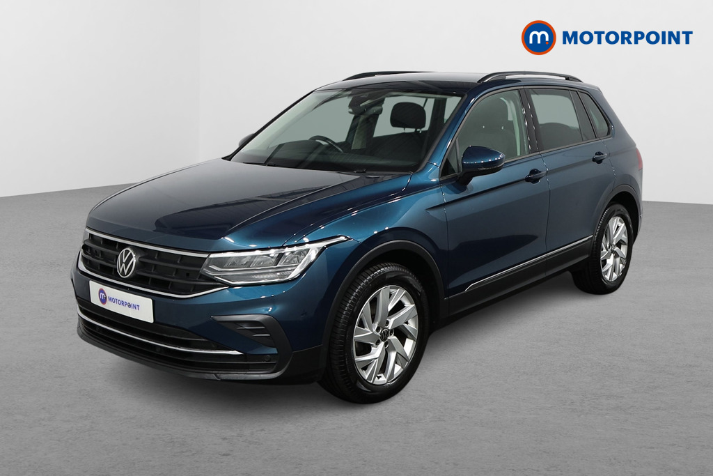 Volkswagen Tiguan Life Manual Petrol SUV - Stock Number (1488654) - Passenger side front corner