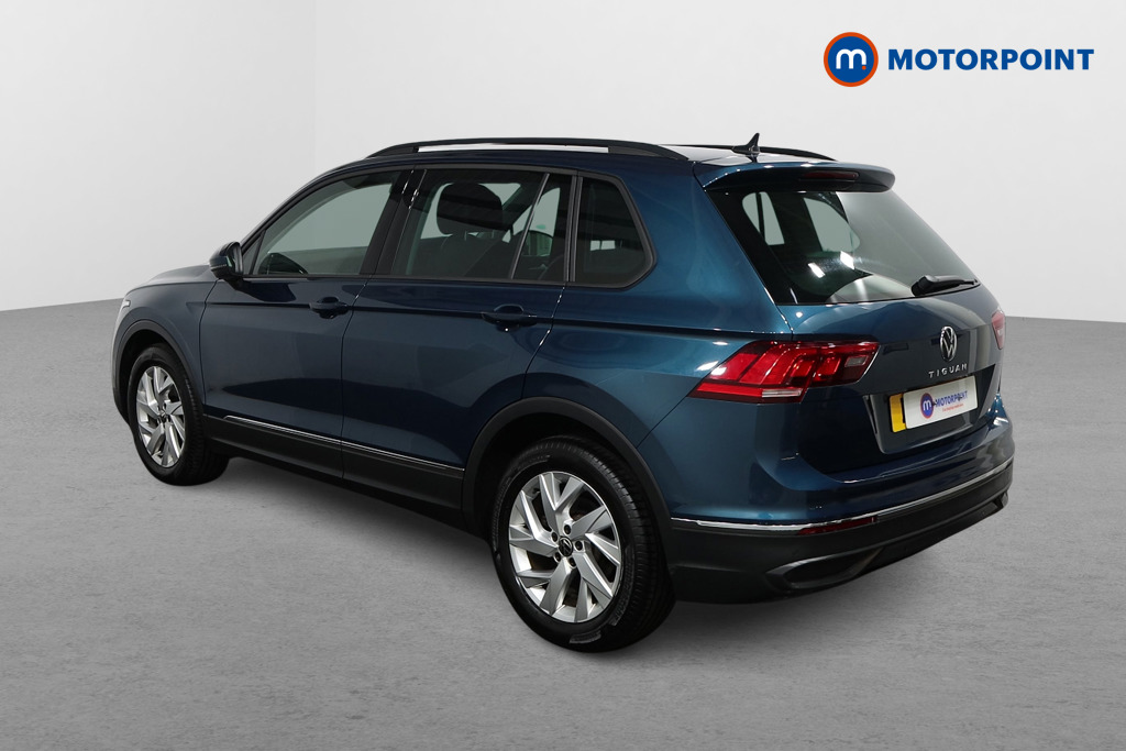 Volkswagen Tiguan Life Manual Petrol SUV - Stock Number (1488654) - Passenger side rear corner