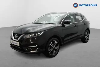 Nissan Qashqai N-Connecta Automatic Diesel SUV - Stock Number (1488710) - Passenger side front corner