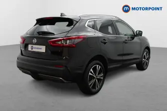 Nissan Qashqai N-Connecta Automatic Diesel SUV - Stock Number (1488710) - Drivers side rear corner