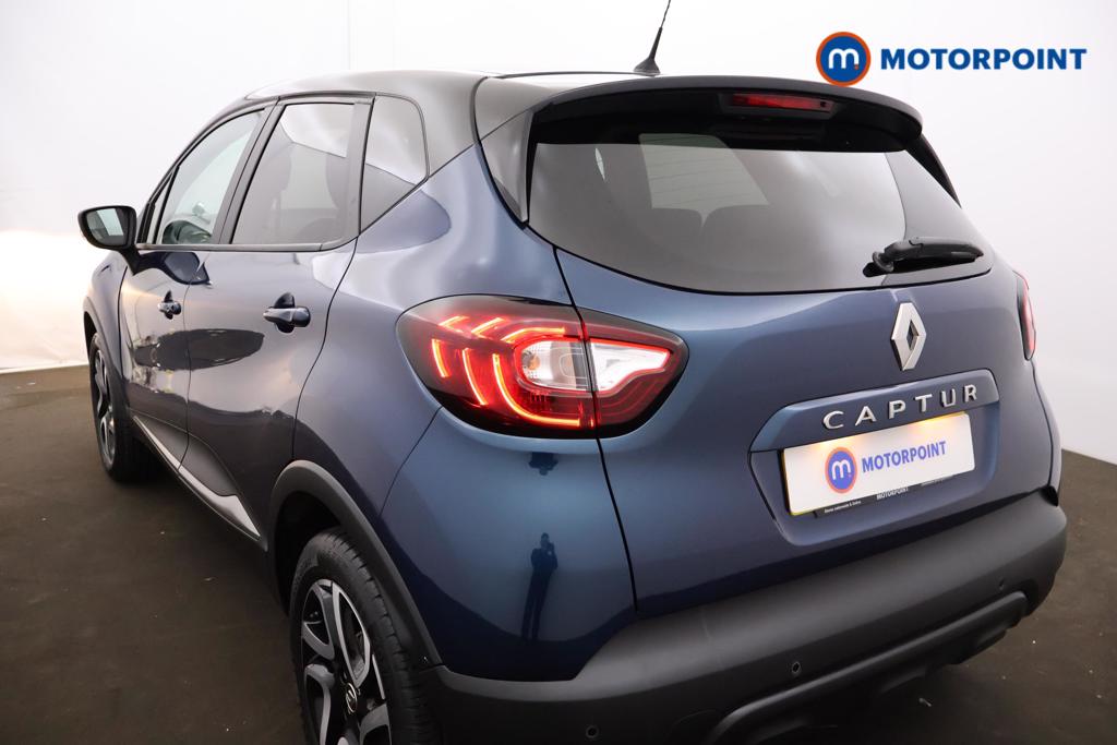 Renault Captur Iconic Manual Petrol SUV - Stock Number (1488842) - 17th supplementary image