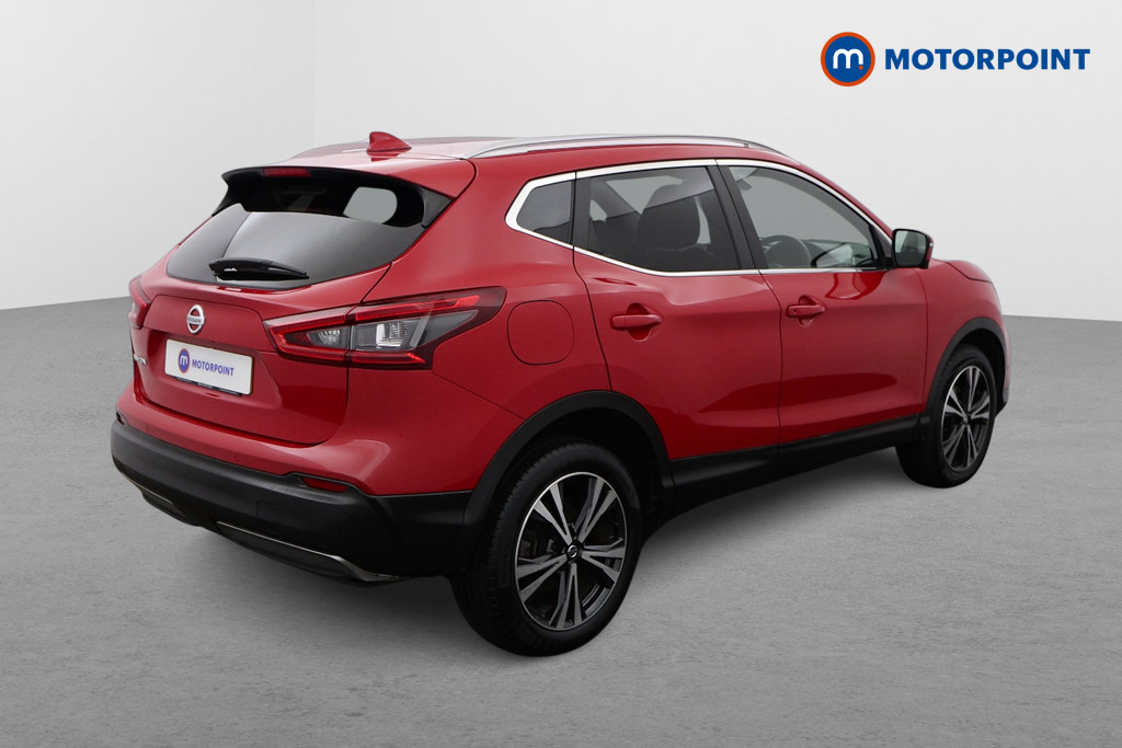 Nissan Qashqai N-Connecta Manual Diesel SUV - Stock Number (1489154) - Drivers side rear corner