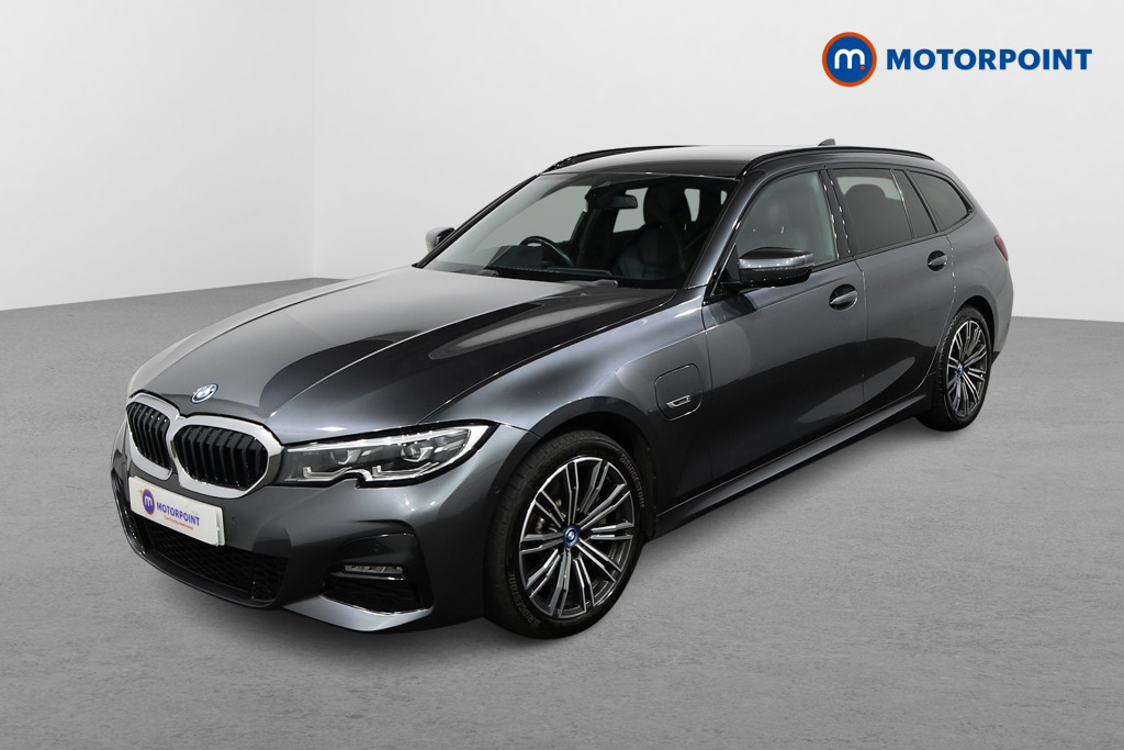 BMW 3 Series M Sport Automatic Petrol Plug-In Hybrid Estate - Stock Number (1492374) - Passenger side front corner