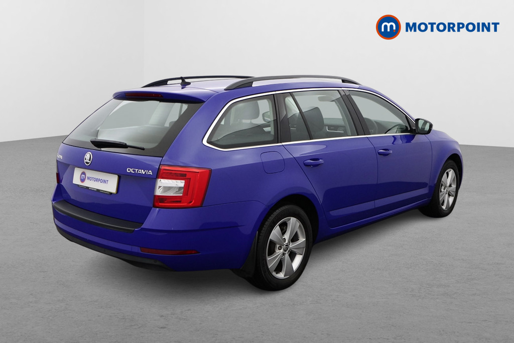 Skoda Octavia Se Technology Manual Petrol Estate - Stock Number (1495912) - Drivers side rear corner