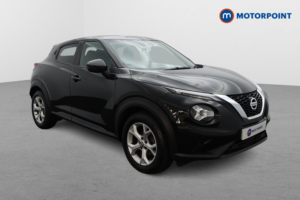 Nissan Juke N-Connecta Manual Petrol SUV - Stock Number (1496311) - Drivers side front corner