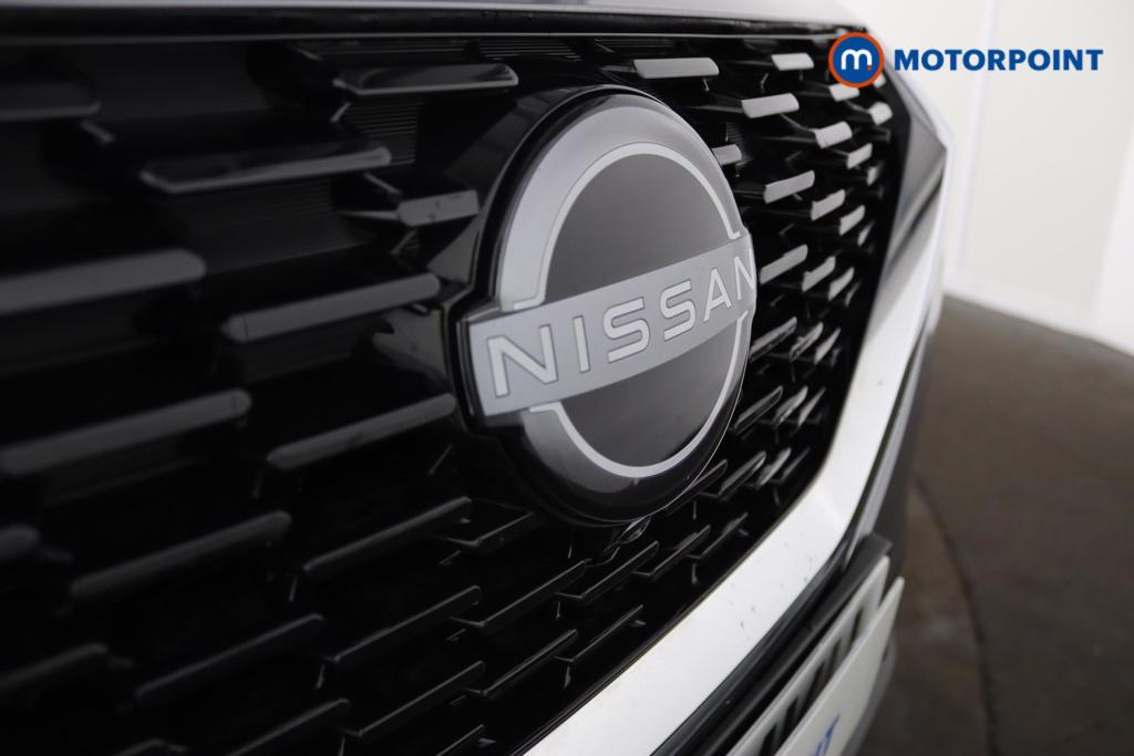 Nissan Qashqai N-Connecta Manual Petrol SUV - Stock Number (1497874) - 24th supplementary image