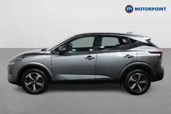 Nissan Qashqai N-Connecta Manual Petrol SUV - Stock Number (1497874) - Passenger side