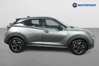 Nissan Juke N-Connecta Automatic Petrol-Electric Hybrid SUV - Stock Number (1482537) - Drivers side