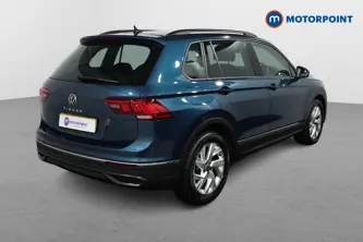 Volkswagen Tiguan Life Automatic Petrol SUV - Stock Number (1491740) - Drivers side rear corner