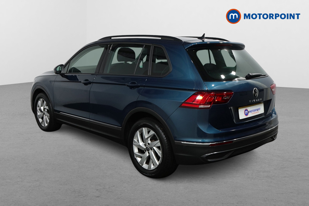 Volkswagen Tiguan Life Automatic Petrol SUV - Stock Number (1491740) - Passenger side rear corner