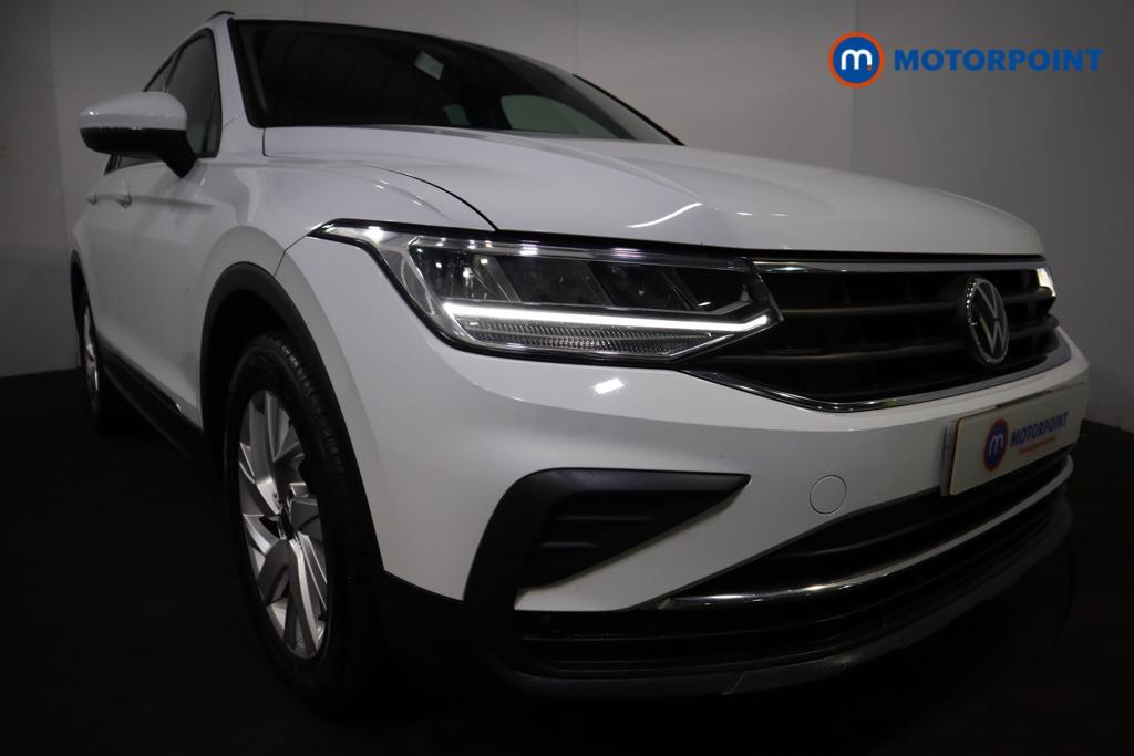 Volkswagen Tiguan Life Manual Petrol SUV - Stock Number (1492735) - 26th supplementary image