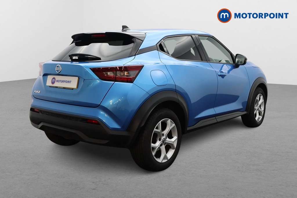 Nissan Juke N-Connecta Automatic Petrol SUV - Stock Number (1493030) - Drivers side rear corner