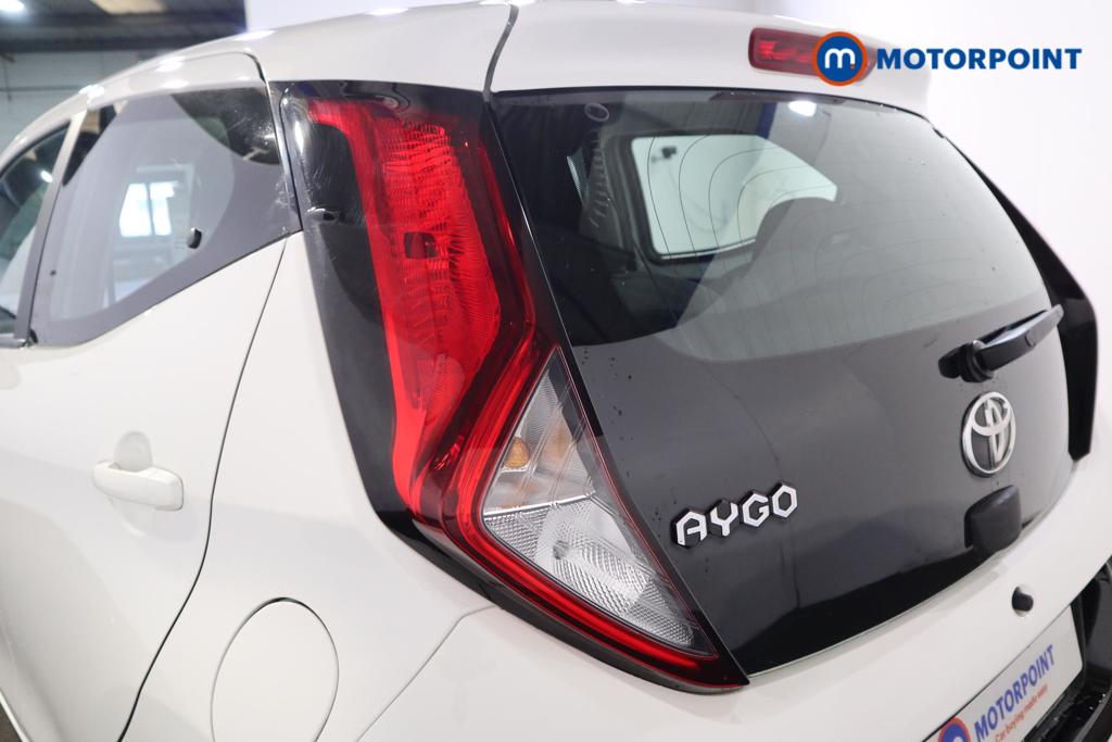 Toyota Aygo X-Play Manual Petrol Hatchback - Stock Number (1496726) - 18th supplementary image