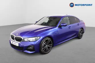 BMW 3 Series M Sport Automatic Diesel Saloon - Stock Number (1486061) - Passenger side front corner