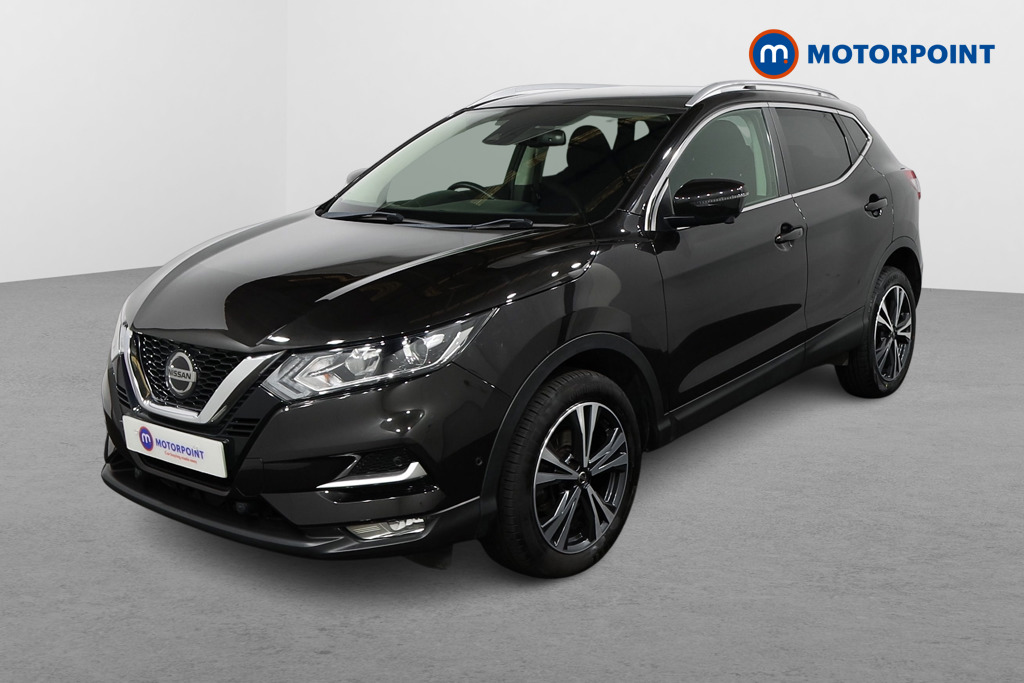 Nissan Qashqai N-Connecta Manual Diesel SUV - Stock Number (1487055) - Passenger side front corner