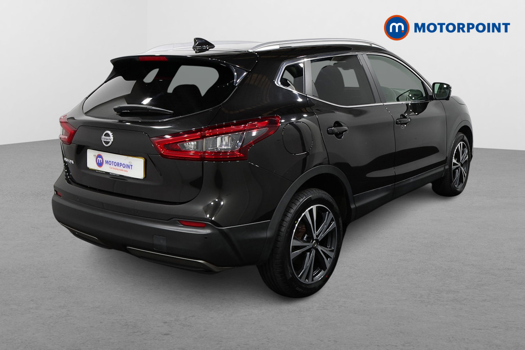 Nissan Qashqai N-Connecta Manual Diesel SUV - Stock Number (1487055) - Drivers side rear corner