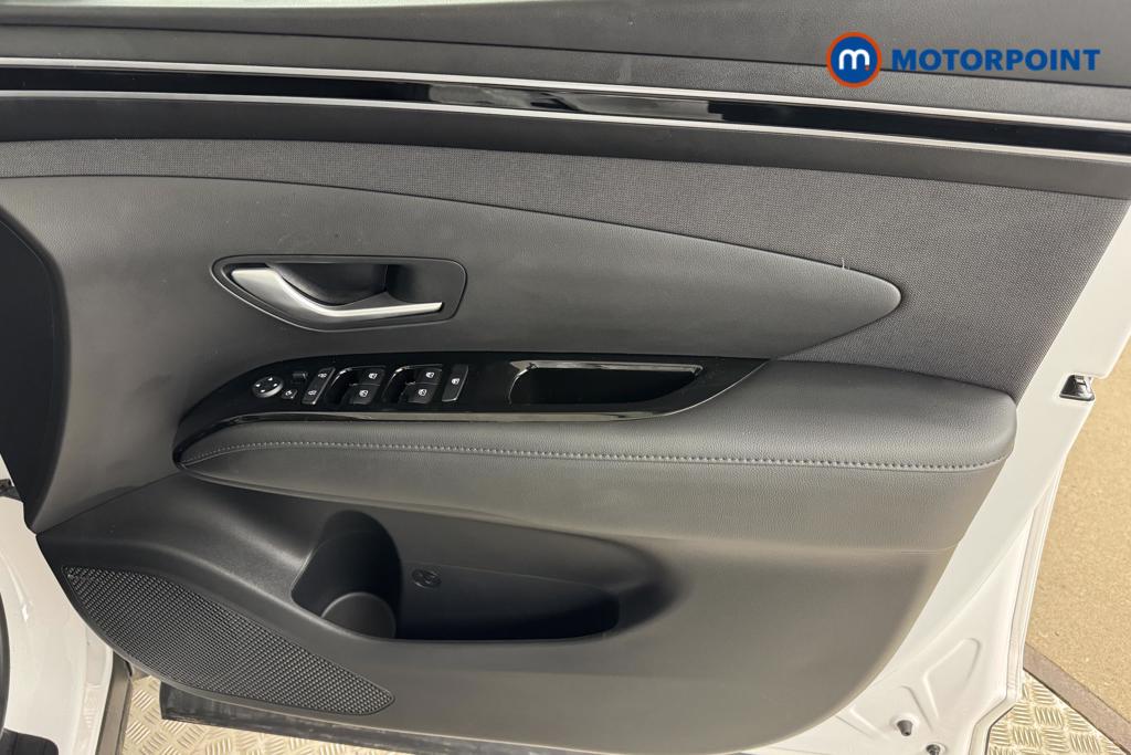 Hyundai Tucson Premium Manual Petrol SUV - Stock Number (1492129) - 15th supplementary image