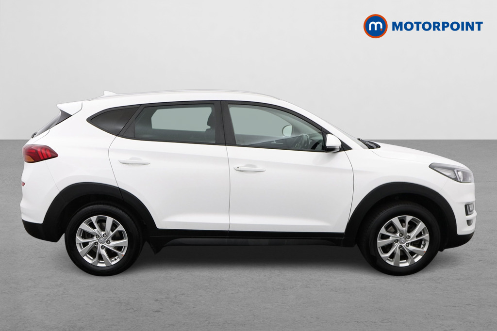 Hyundai Tucson Se Nav Manual Petrol SUV - Stock Number (1495818) - Drivers side