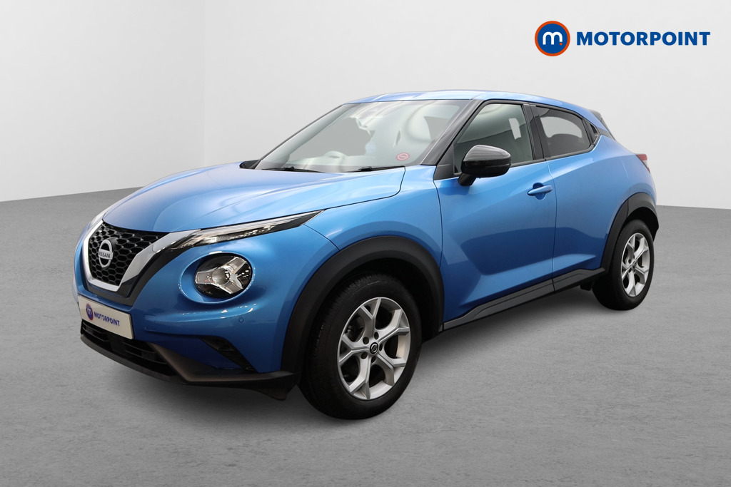 Nissan Juke N-Connecta Automatic Petrol SUV - Stock Number (1496720) - Passenger side front corner