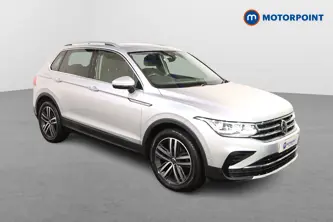 Volkswagen Tiguan Elegance Automatic Petrol SUV - Stock Number (1486307) - Drivers side front corner