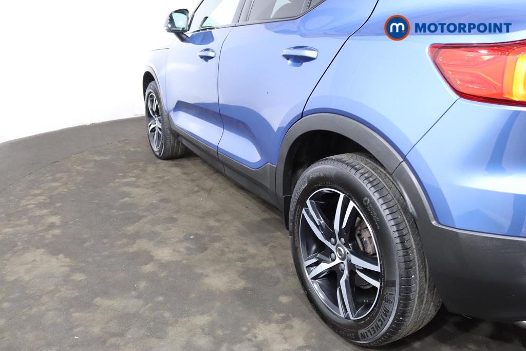 Volvo Xc40 R Design Manual Petrol SUV - Stock Number (1497390) - 28th supplementary image