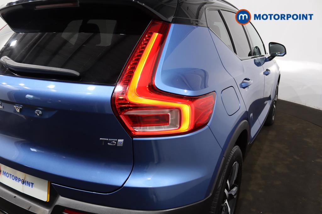 Volvo Xc40 R Design Manual Petrol SUV - Stock Number (1497390) - 32nd supplementary image