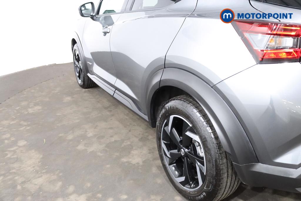 Nissan Juke N-Connecta Automatic Petrol-Electric Hybrid SUV - Stock Number (1498074) - 23rd supplementary image