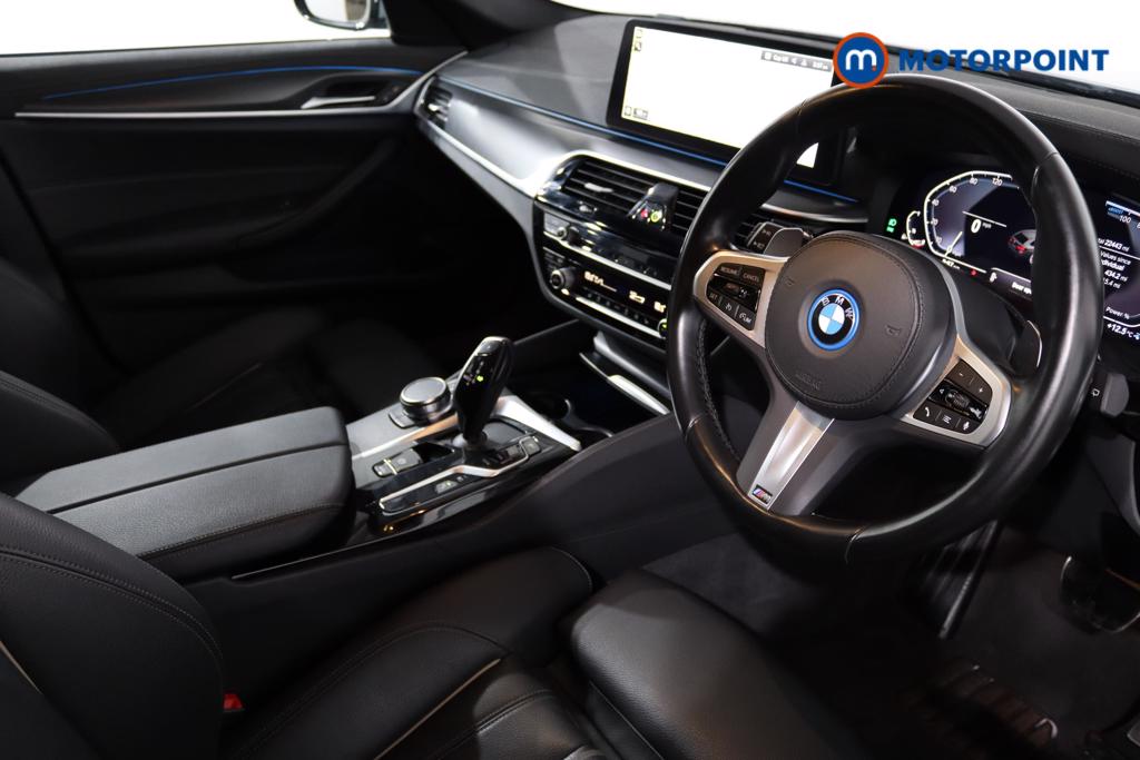 BMW 5 Series M Sport Automatic Petrol Plug-In Hybrid Estate - Stock Number (1498883) - 27th supplementary image