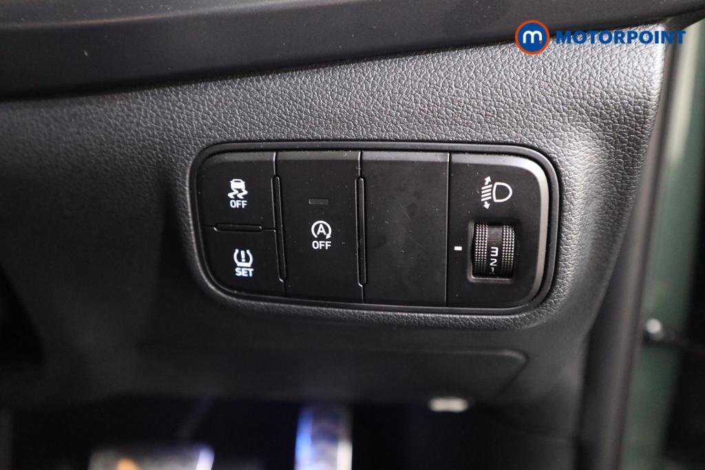 Hyundai Bayon Se Connect Automatic Petrol-Electric Hybrid SUV - Stock Number (1480125) - 9th supplementary image