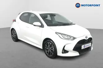 Toyota Yaris Design Automatic Petrol-Electric Hybrid Hatchback - Stock Number (1484236) - Drivers side front corner