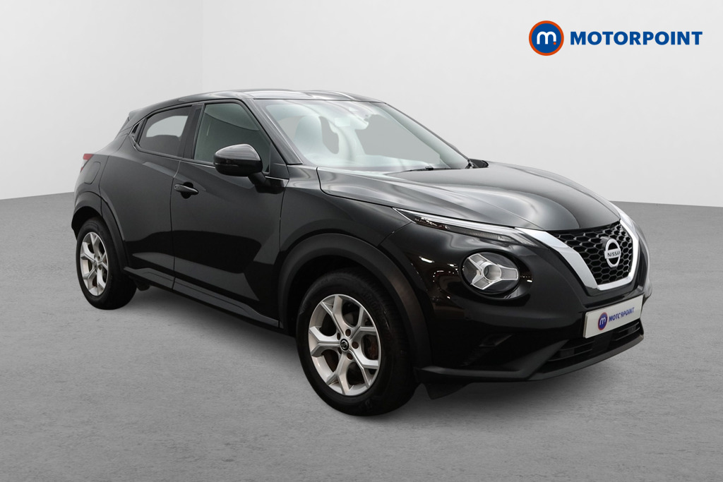 Nissan Juke N-Connecta Automatic Petrol SUV - Stock Number (1496322) - Drivers side front corner