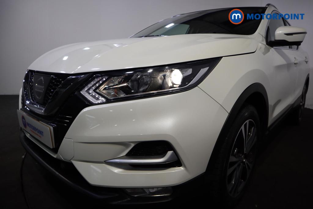 Nissan Qashqai N-Connecta Manual Petrol SUV - Stock Number (1497193) - 25th supplementary image