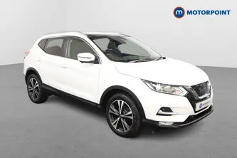 Nissan Qashqai N-Connecta Manual Petrol SUV - Stock Number (1497193) - Drivers side front corner