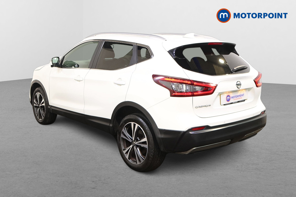 Nissan Qashqai N-Connecta Manual Petrol SUV - Stock Number (1497193) - Passenger side rear corner