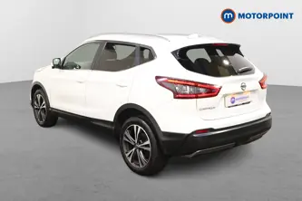 Nissan Qashqai N-Connecta Manual Petrol SUV - Stock Number (1497193) - Passenger side rear corner