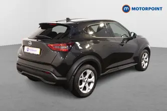 Nissan Juke N-Connecta Manual Petrol SUV - Stock Number (1487716) - Drivers side rear corner