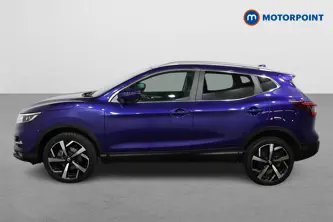 Nissan Qashqai N-Motion Automatic Petrol SUV - Stock Number (1491847) - Passenger side