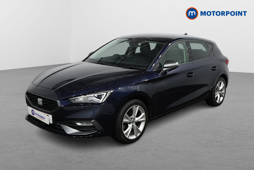 Seat Leon FR Automatic Petrol Plug-In Hybrid Hatchback - Stock Number (1494733) - Passenger side front corner