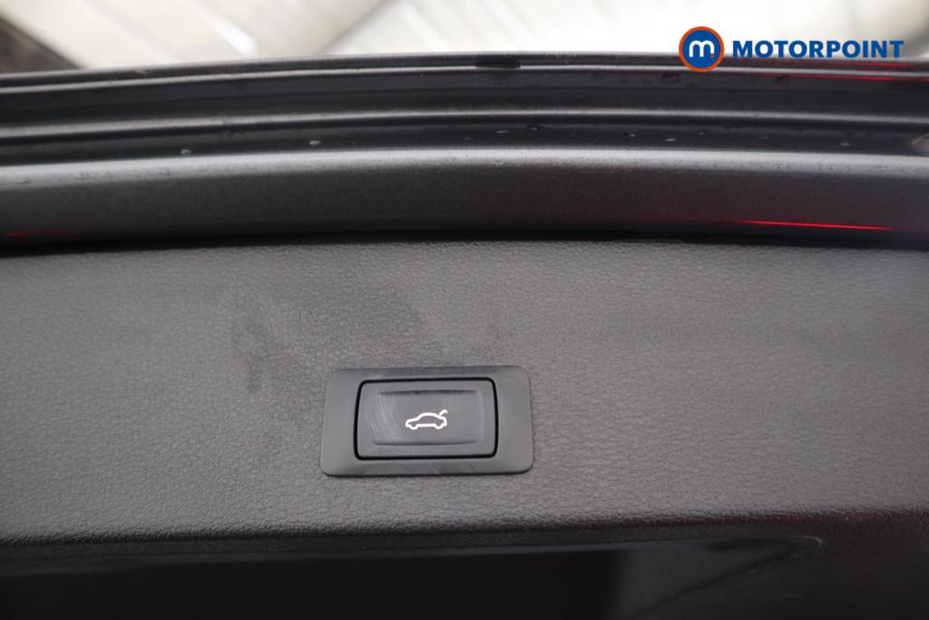 Audi Q2 Black Edition Manual Petrol SUV - Stock Number (1498072) - 19th supplementary image