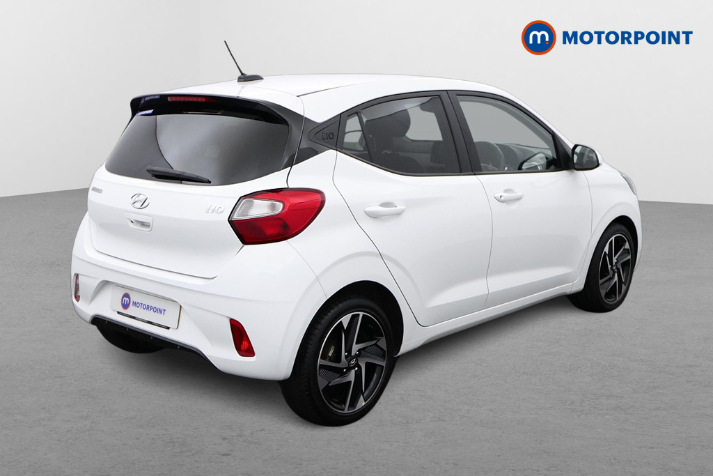 Hyundai I10 Premium Manual Petrol Hatchback - Stock Number (1492373) - Drivers side rear corner