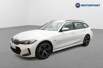 BMW 3 Series M Sport Automatic Petrol Plug-In Hybrid Estate - Stock Number (1494562) - Passenger side front corner