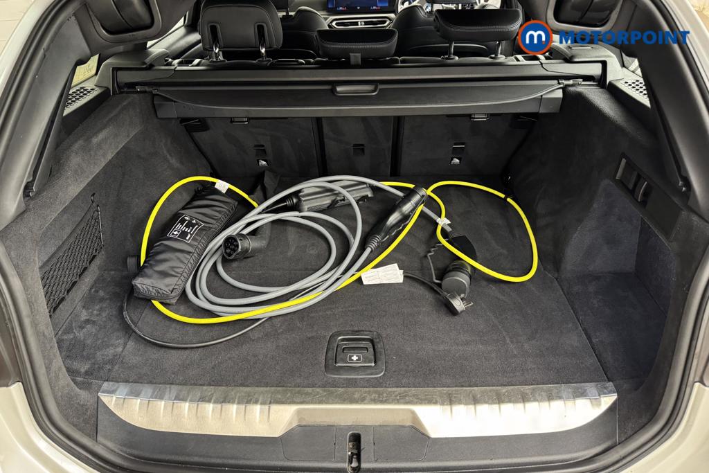 BMW 3 Series M Sport Automatic Petrol Plug-In Hybrid Estate - Stock Number (1494565) - 3rd supplementary image