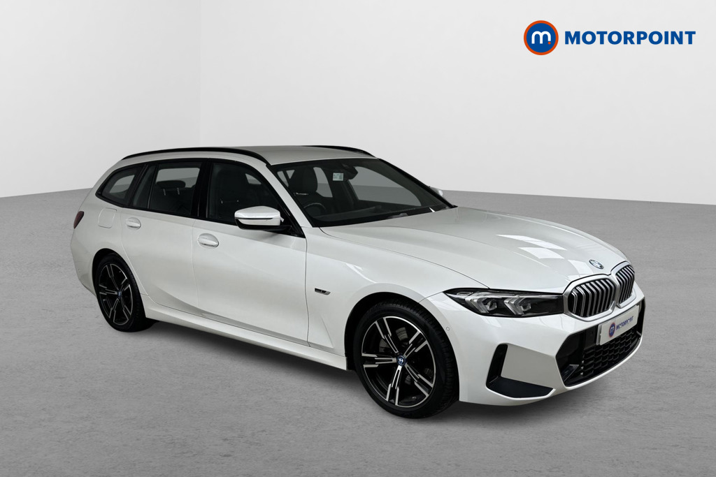 BMW 3 Series M Sport Automatic Petrol Plug-In Hybrid Estate - Stock Number (1494565) - Drivers side front corner