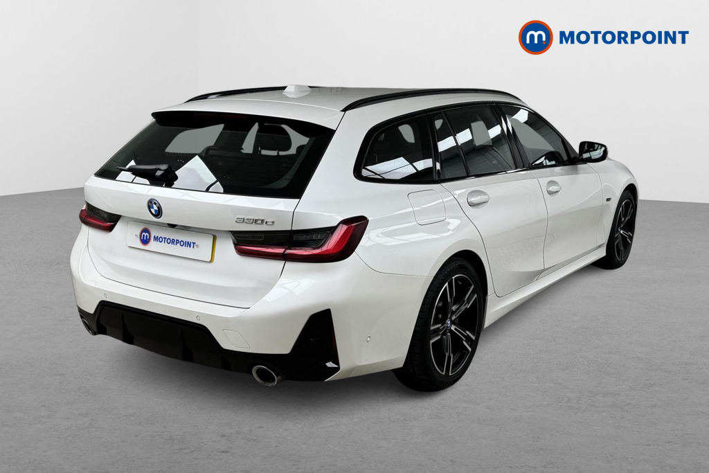 BMW 3 Series M Sport Automatic Petrol Plug-In Hybrid Estate - Stock Number (1494565) - Drivers side rear corner