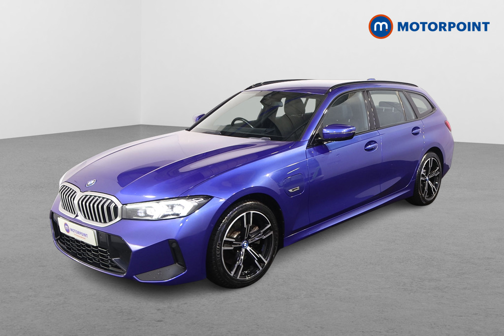 BMW 3 Series M Sport Automatic Petrol Plug-In Hybrid Estate - Stock Number (1494572) - Passenger side front corner