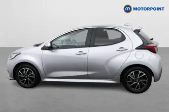 Toyota Yaris Design Automatic Petrol-Electric Hybrid Hatchback - Stock Number (1498123) - Passenger side