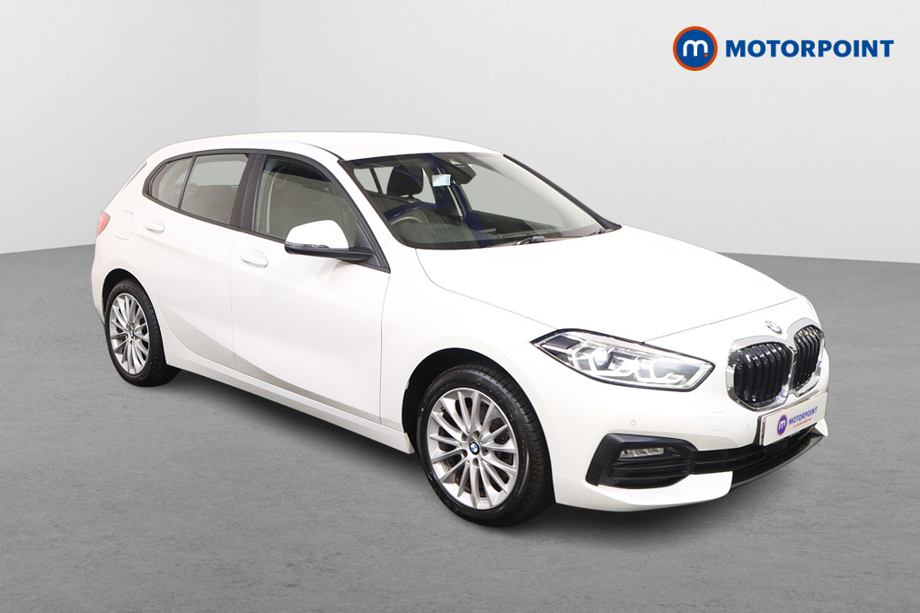 BMW 1 Series SE Manual Petrol Hatchback - Stock Number (1498159) - Drivers side front corner