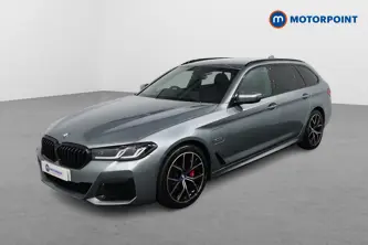 BMW 5 Series M Sport Automatic Petrol Plug-In Hybrid Estate - Stock Number (1498890) - Passenger side front corner