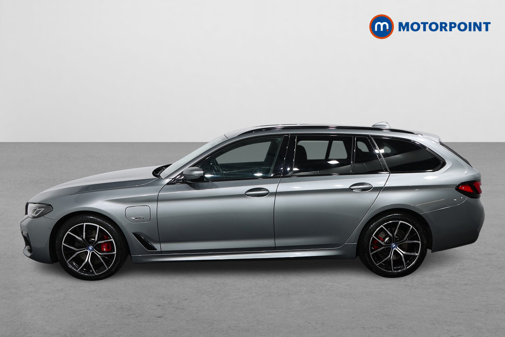 BMW 5 Series M Sport Automatic Petrol Plug-In Hybrid Estate - Stock Number (1498890) - Passenger side