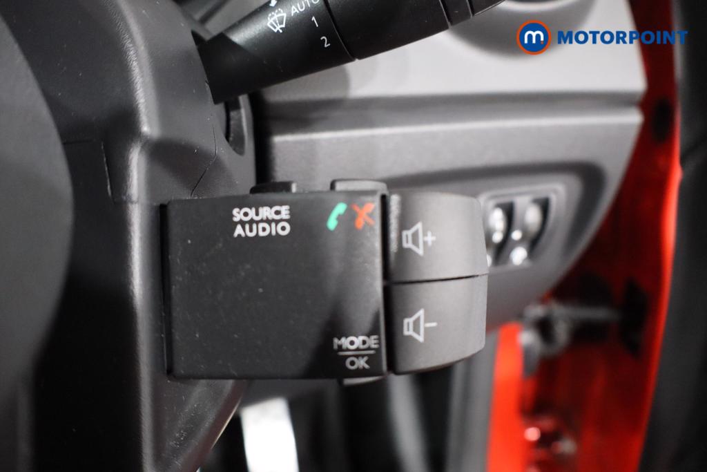 Renault Captur Signature X Nav Manual Petrol SUV - Stock Number (1487995) - 15th supplementary image